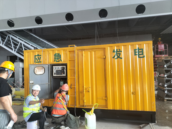 电白怎样判断空气滤清器是否需要更换？